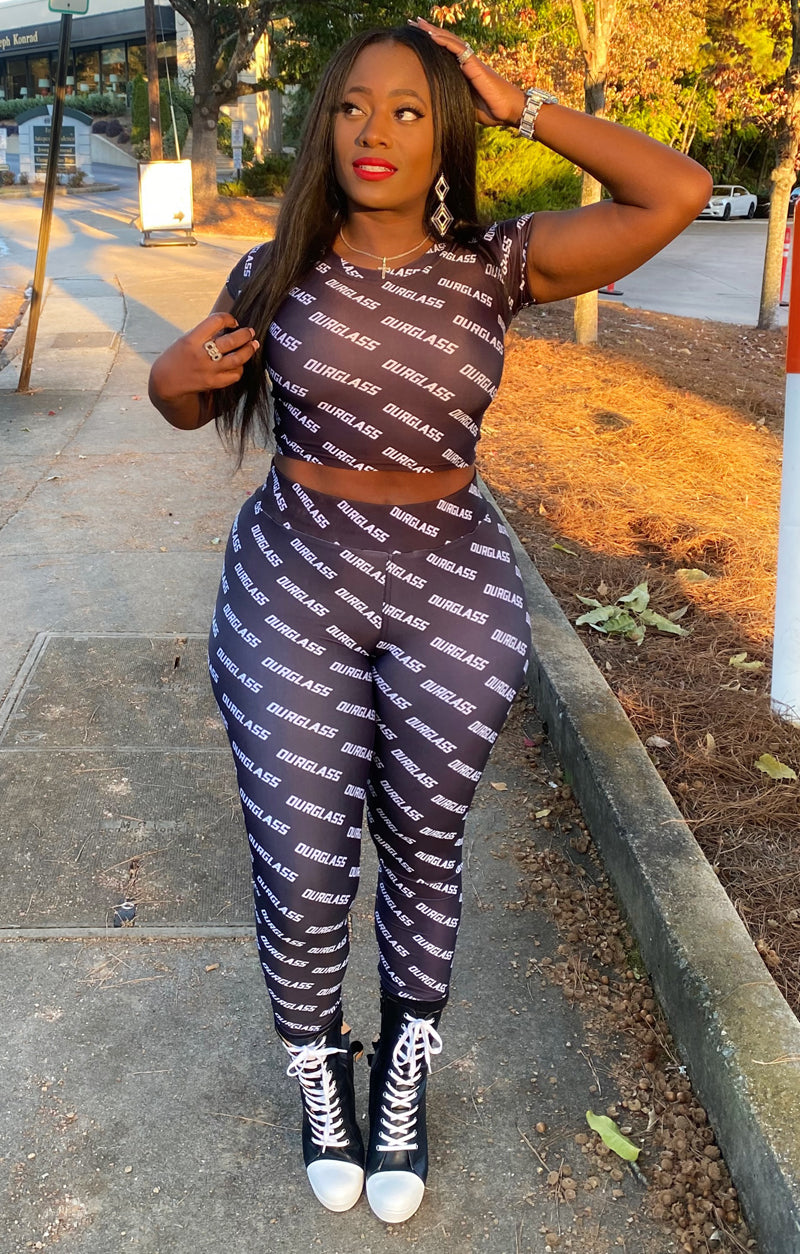 OURGLASS Printed Crop Tee